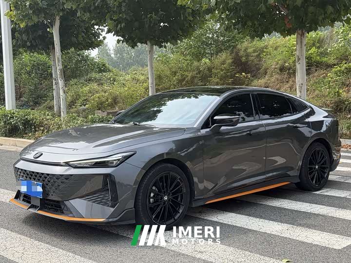 Changan UNI-V 1.5T 500Bar Luxury Sport Edition