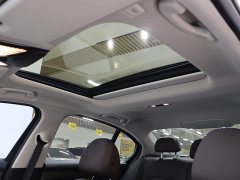 BMW 3 Series 2022 320i Sports Package - ფოტო 18