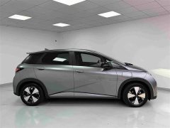 BYD Dolphin 420km Fashion Edition - ფოტო 3