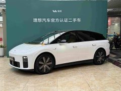 Li Auto i6 2025 Four-Wheel Drive Standard Edition - ფოტო 1