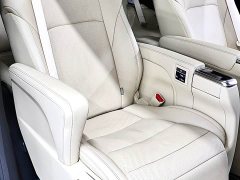 Toyota Alphard 2021 Hybrid 2.5L Luxury - ფოტო 18
