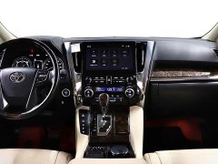 Toyota Alphard 2021 Hybrid 2.5L Luxury - ფოტო 19