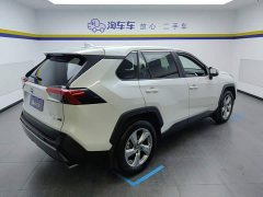 Toyota RAV4 2.0L CVT FWD Fashion Edition - ფოტო 3