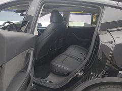 Tesla Model Y Rear-Wheel Drive - ფოტო 11