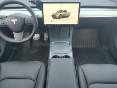 Tesla Model Y Rear-Wheel Drive - ფოტო 16