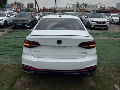 Volkswagen Lavida 1.5L Automatic Starry Sky Five Million Edition - ფოტო 4