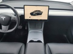 Tesla Model Y Rear-Wheel Drive - ფოტო 16