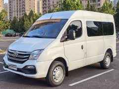 New Journey Xintu V80 2.0T Manual Classic Aoyun Tong Short Wheelbase Mid-roof 5/6 Seater - ფოტო 1
