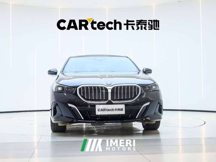 BMW 5 Series 530Li Premier M Sport Package - ავტომობილი ჩინეთიდან
