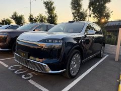 AITO M9 Extended Range Ultra 6-Seater - ფოტო 1