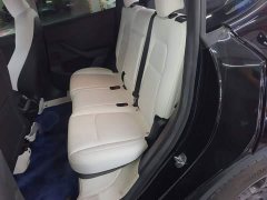 Tesla Model Y Long Range All-Wheel Drive - ფოტო 12