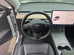 Tesla Model Y Long Range All-Wheel Drive 3D7 - ფოტო 10