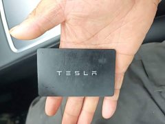 Tesla Model Y Long Range All-Wheel Drive 3D7 - ფოტო 8