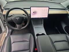 Tesla Model Y Long Range All-Wheel Drive 3D7 - ფოტო 9
