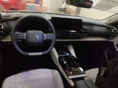 Dongfeng Versailles C5 X 1.6T Extraordinary Journey - ფოტო 9