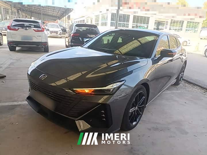 Changan UNI-V 1.5T Deluxe