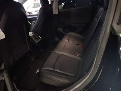 Tesla Model Y Rear-Wheel Drive - ფოტო 16