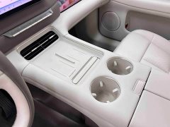 IM Motors Zhiji LS6 Pure Electric Max - ფოტო 18
