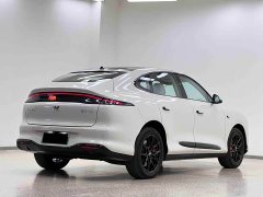 IM Motors Zhiji LS6 Pure Electric Max - ფოტო 7