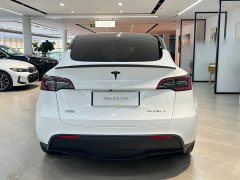 Tesla Model Y Rear-Wheel Drive - ფოტო 11