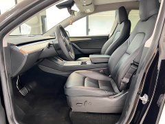 Tesla Model Y Rear-Wheel Drive - ფოტო 9