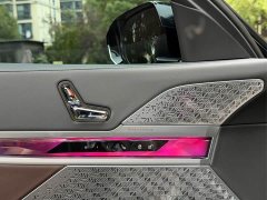 BMW 7 Series 2023 735Li Luxury Package - ფოტო 11