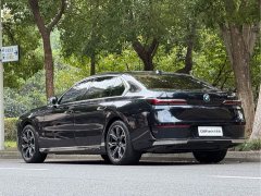 BMW 7 Series 2023 735Li Luxury Package - ფოტო 6