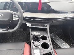 Changan Eado PLUS Blue Whale NE 1.4T GDI DCT Luxury Edition - ფოტო 8