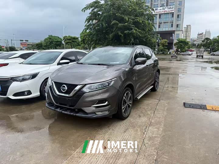Nissan 2.0L CVTLuxury Edition - ავტომობილი ჩინეთიდან