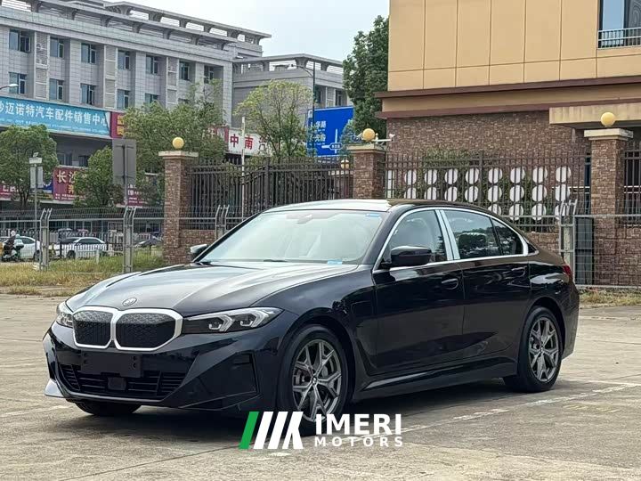 BMW i3 eDrive 35 L