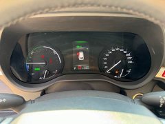 Toyota Sienna 2.5L Hybrid Premium Edition - ფოტო 4