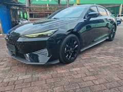 Changan UNI-V 1.5T Premium - ფოტო 1