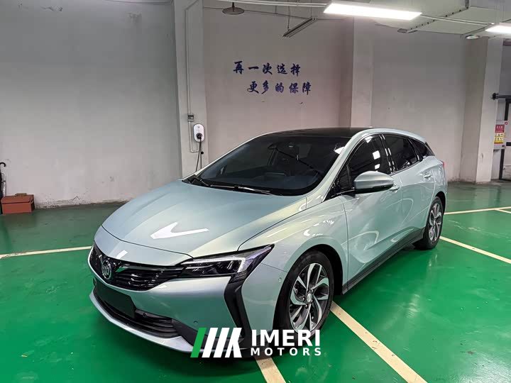 Chevrolet Monaro Plug-in Hybrid Connected Smart Edition - ავტომობილი ჩინეთიდან