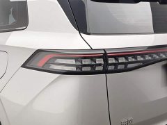 Dongfeng eπ008 210Max Extended Range 6-Seater - ფოტო 14