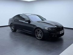 BMW M5 - ფოტო 3
