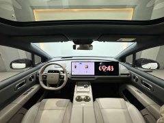 Li Auto i6 Four-Wheel Drive Standard Edition - ფოტო 10