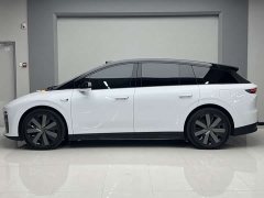 Li Auto i6 Four-Wheel Drive Standard Edition - ფოტო 18