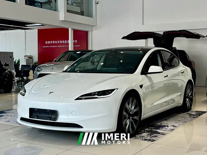 Tesla Model 3 Rear-Wheel Drive