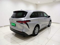 Toyota Sienna 2021 2.5L Hybrid Comfort Edition - ფოტო 6