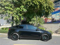 Tesla Model Y Standard Range RWD - ფოტო 16