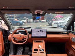 GAC Trumpchi Aion S7 180km Ultra AWD Edition - ფოტო 17