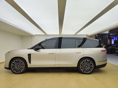 NIO ES8 Six-Seat Executive Signature Edition - ფოტო 5