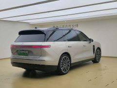 NIO ES8 Six-Seat Executive Signature Edition - ფოტო 7
