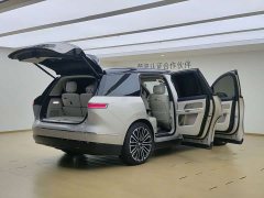 NIO ES8 Six-Seat Executive Signature Edition - ფოტო 9