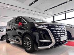 Denza D9 2022 DM-i 970 AWD Flagship - ფოტო 2