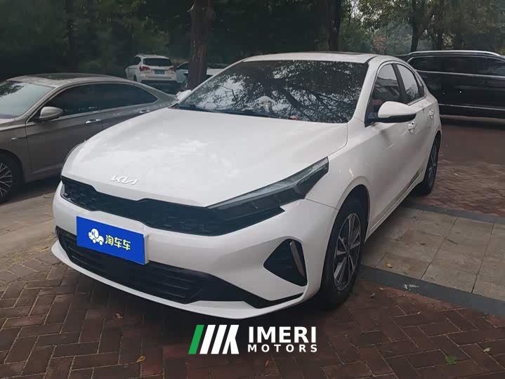 Kia K3 1.5L CVT Luxury Edition - ავტომობილი ჩინეთიდან
