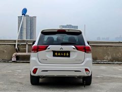Mitsubishi Outlander 2020 2.0L FWD Comfort 5-Seater - ფოტო 17