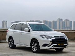 Mitsubishi Outlander 2020 2.0L FWD Comfort 5-Seater - ფოტო 3