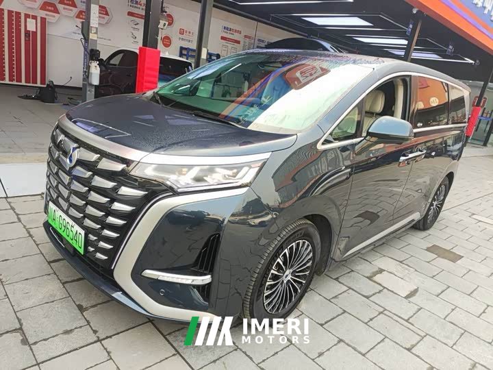 Denza D9 DM-i 970 AWD Flagship