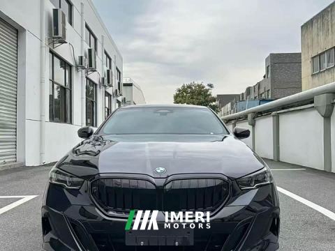2026 BMW 5 Series 530Li Premier M Sport Package